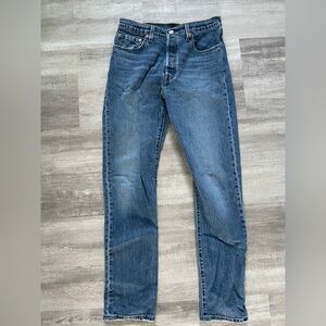 Levi's High Rise Blue Jeans